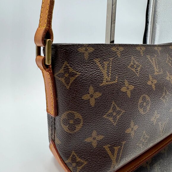 COA INCLUDED - Louis Vuitton Monogram Panda Trotter Crossbody - LIMITED EDITION - Picture 5 of 16